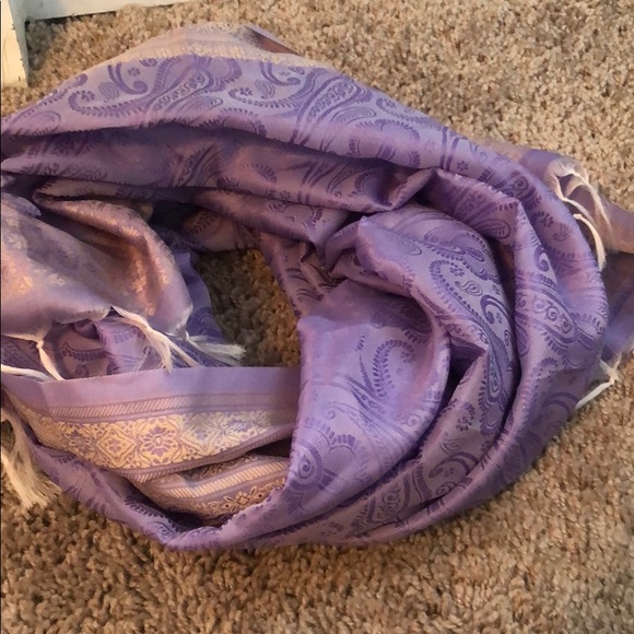 Scarf - Picture 3 of 3